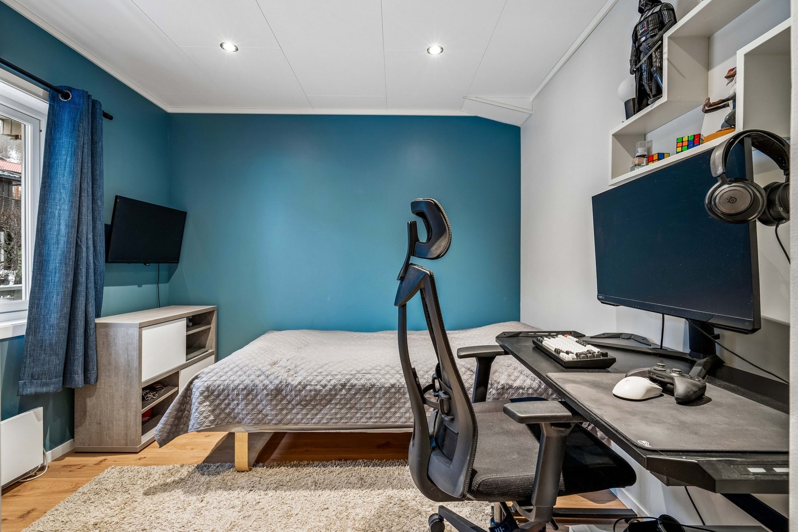 Hoveddel har 4 soverom - Soverom 1. Galleribilde