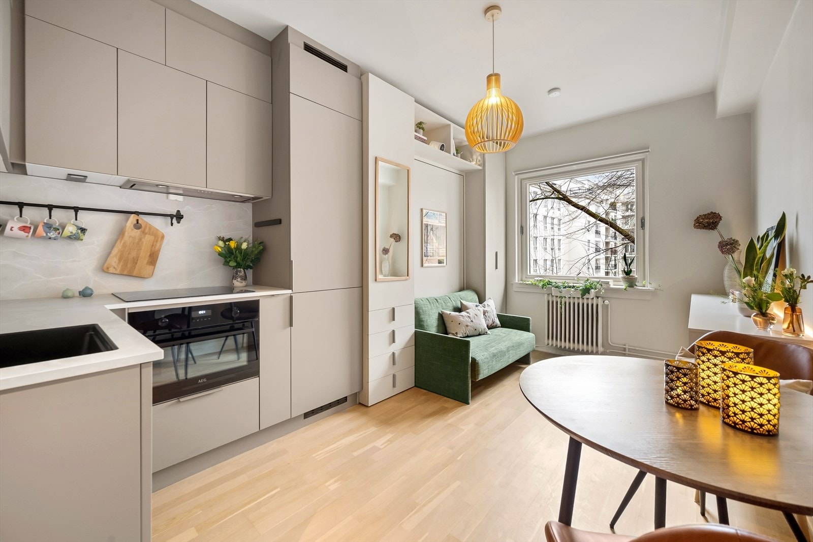 Velkommen til Observatoriegata 10 - presentert av Maria V. Løken. Foto: Martine Eren Jacobsen. Galleribilde