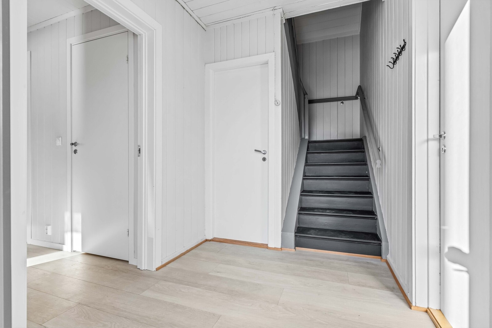 Entre/gang i 1.etasje. Galleribilde