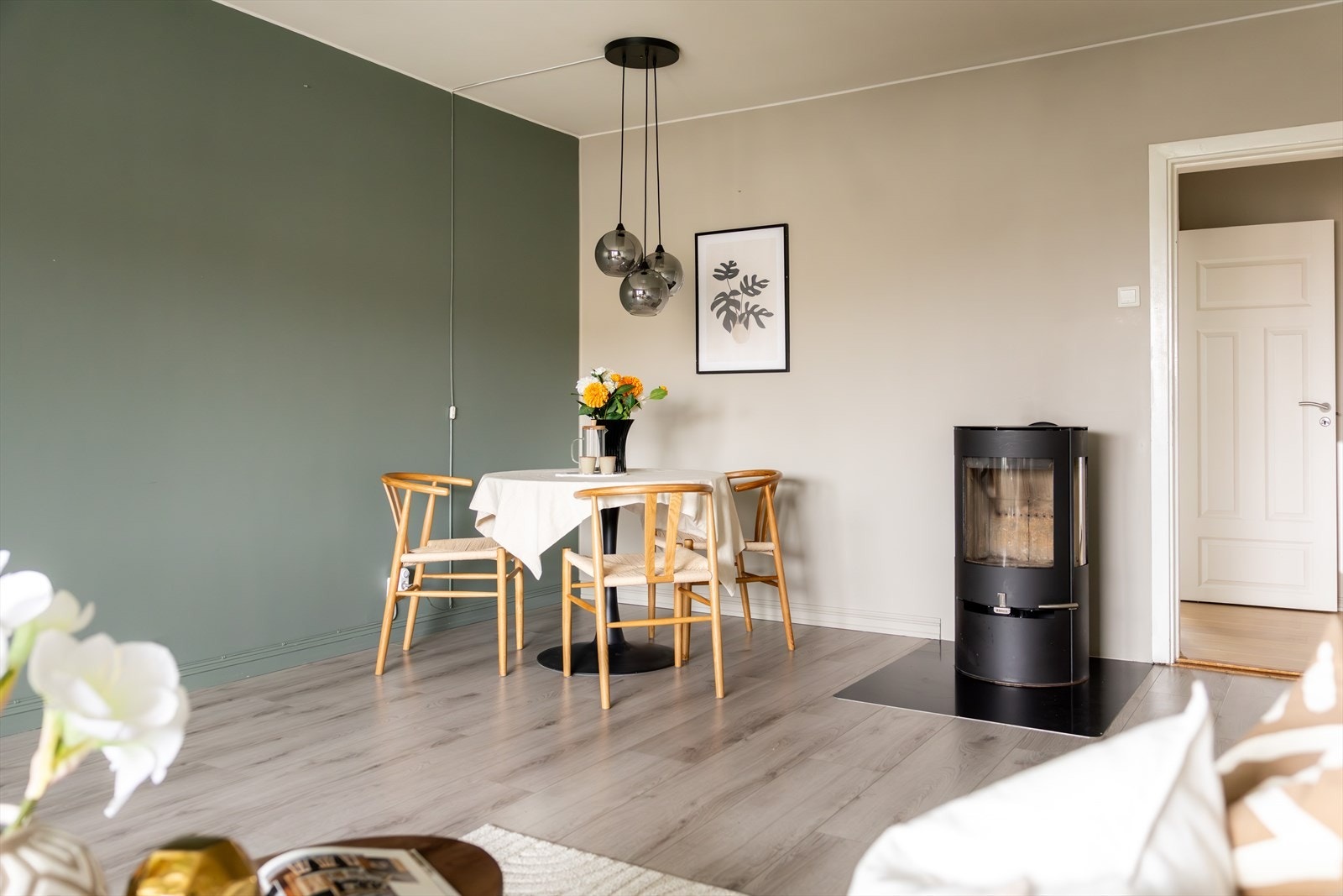 God plass til å invitere gjester på middagsbesøk og ha koselige stunder rundt middagsbordet. Galleribilde