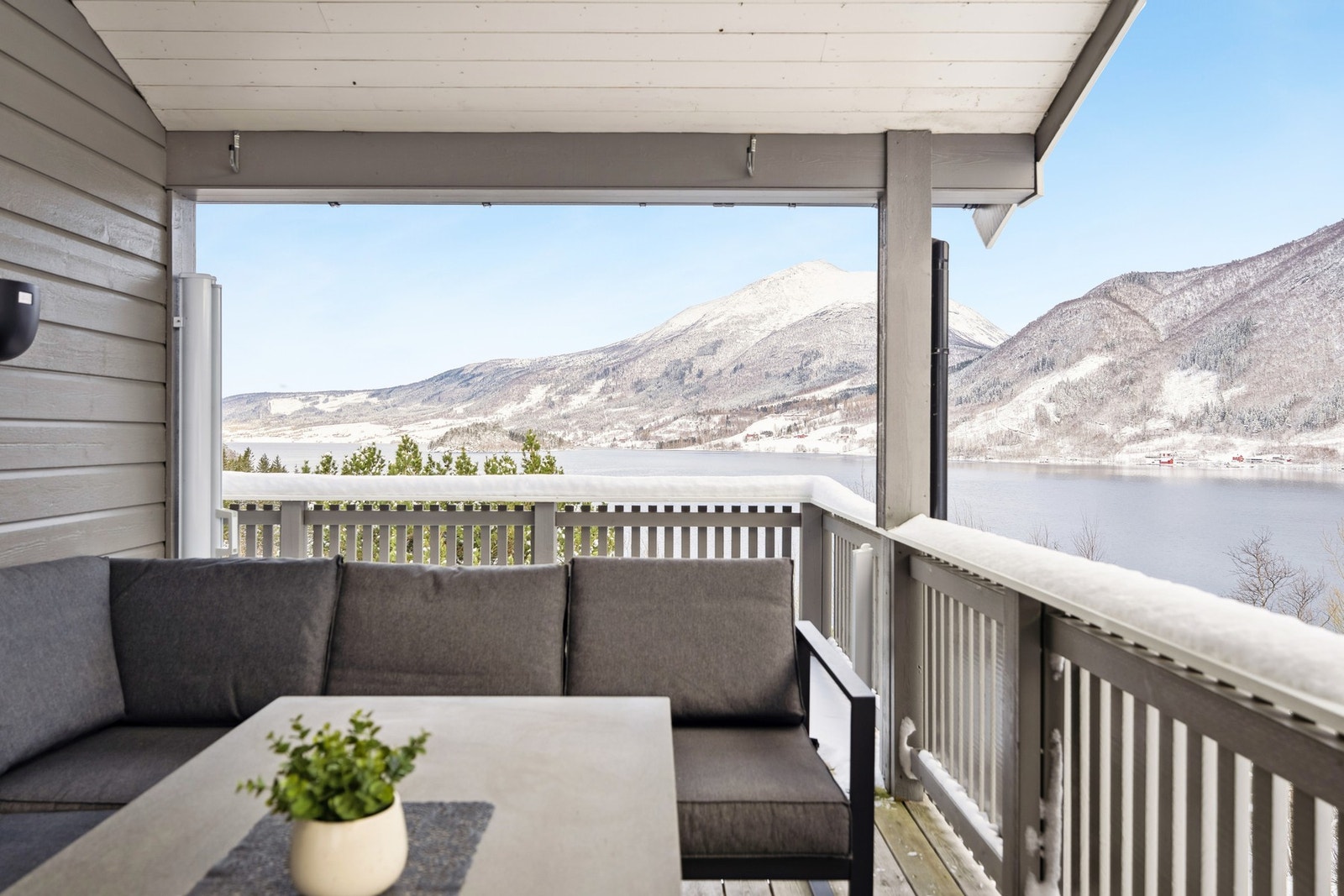 Terrasse og utsikt Galleribilde