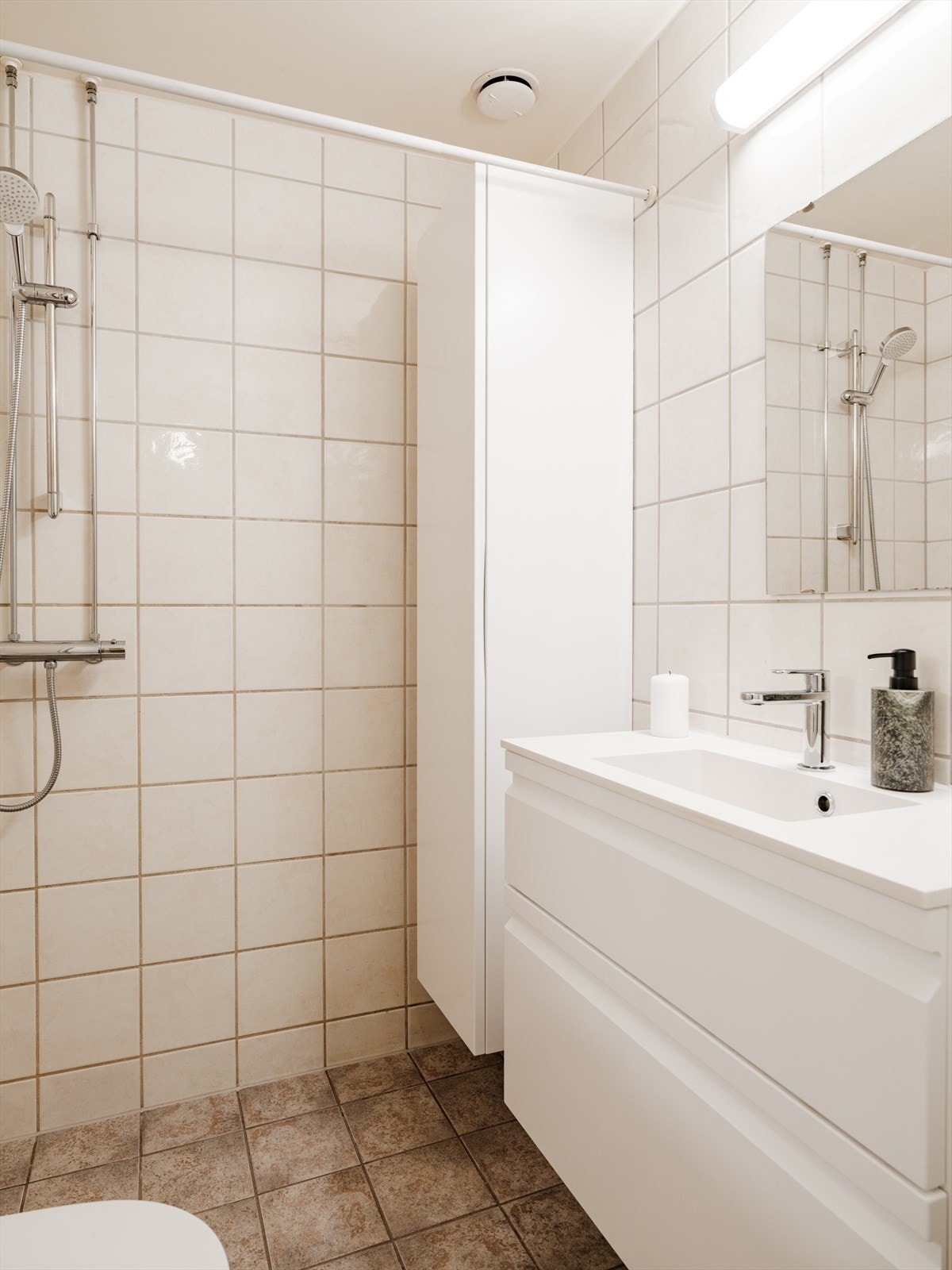 Flislagt bad fra 2002. Galleribilde