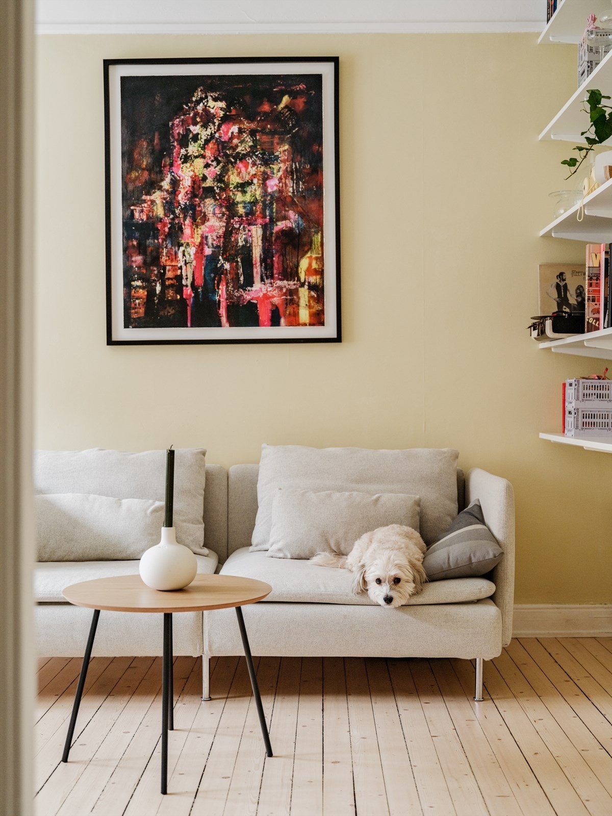 Fine originale tregulv som ble slipt i 2023. Galleribilde