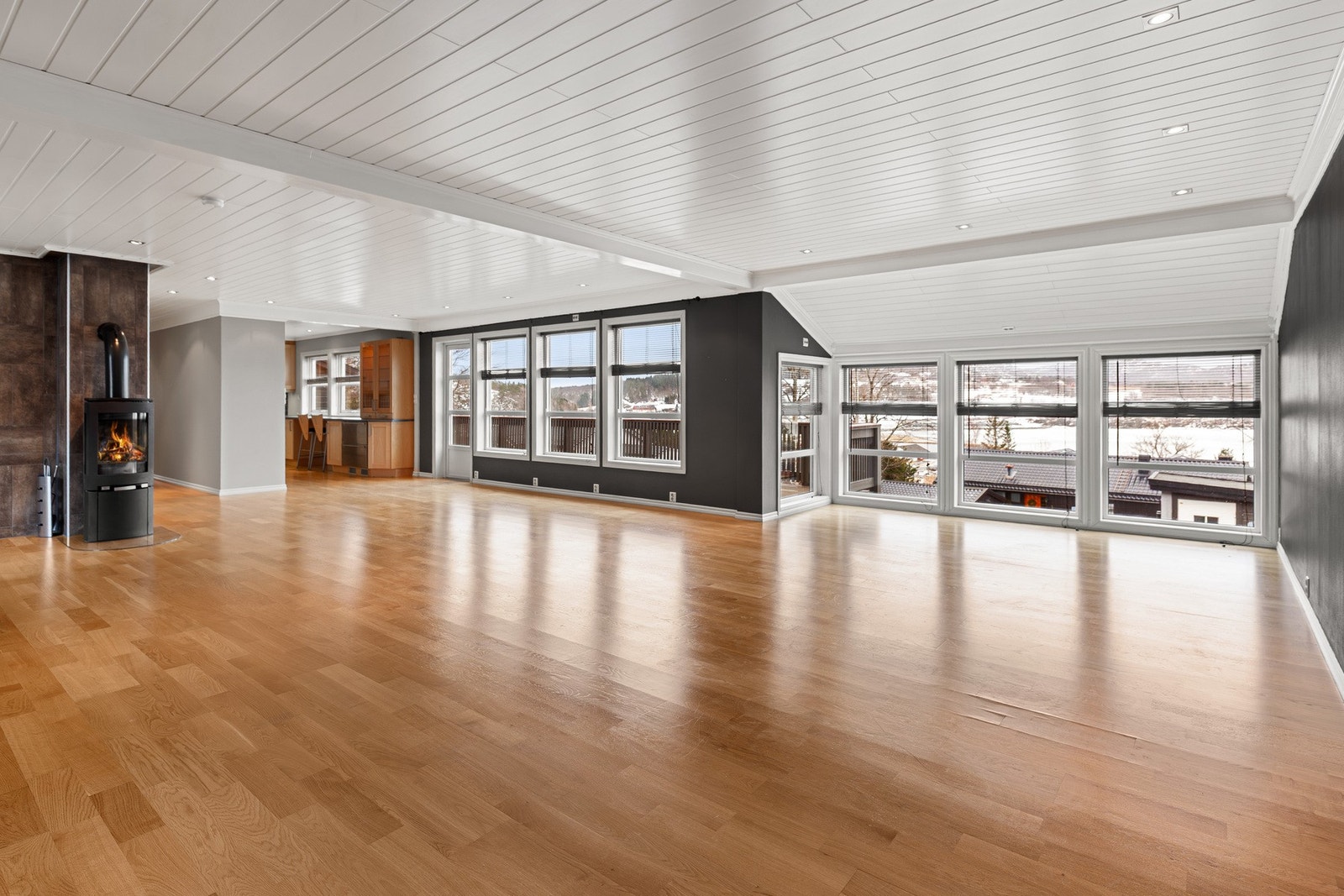 1. etg.: Stue Galleribilde