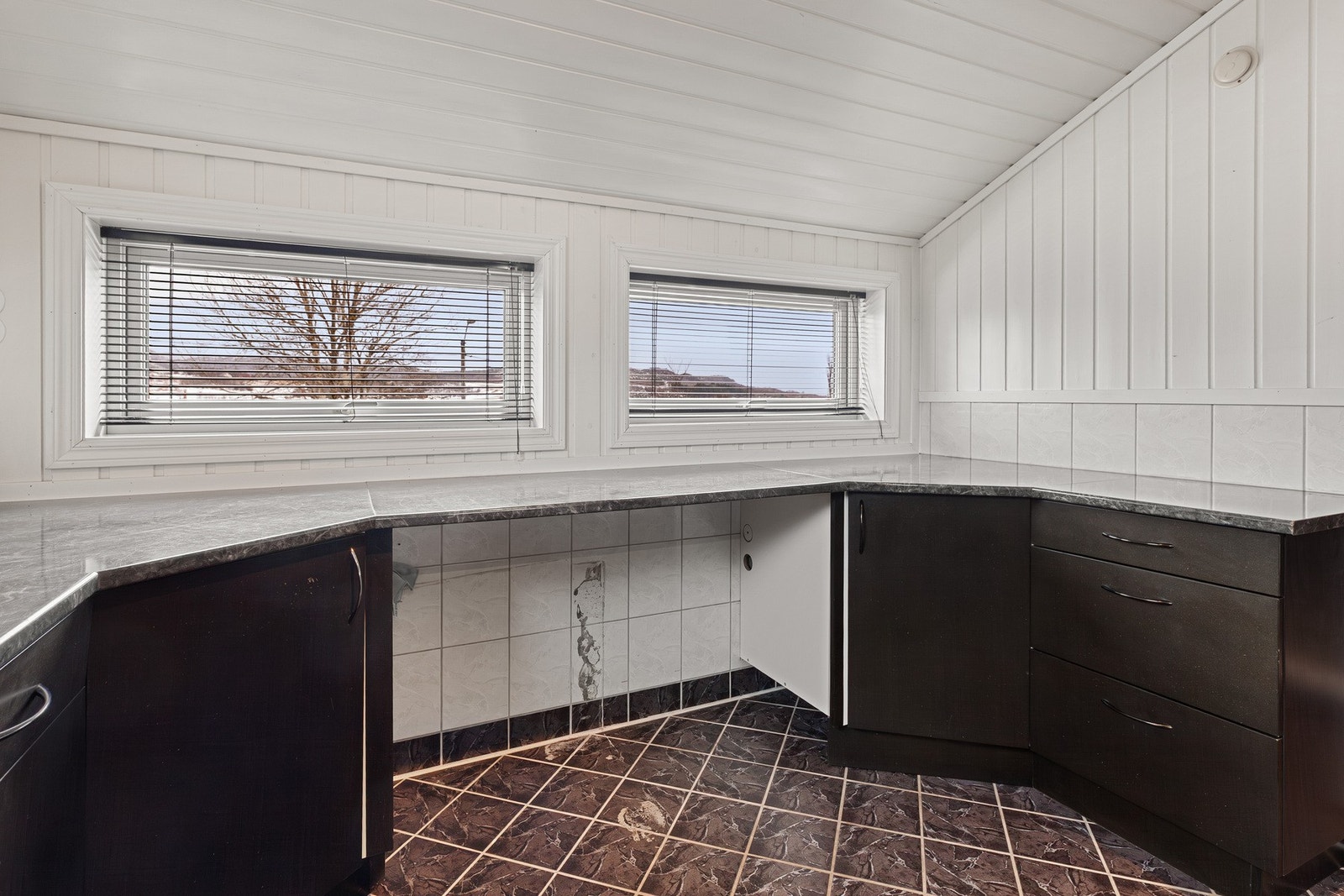 1. etg.: Bad Galleribilde