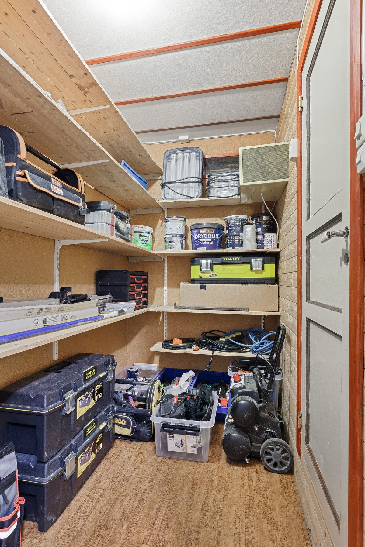 Sokkel: Bod Galleribilde