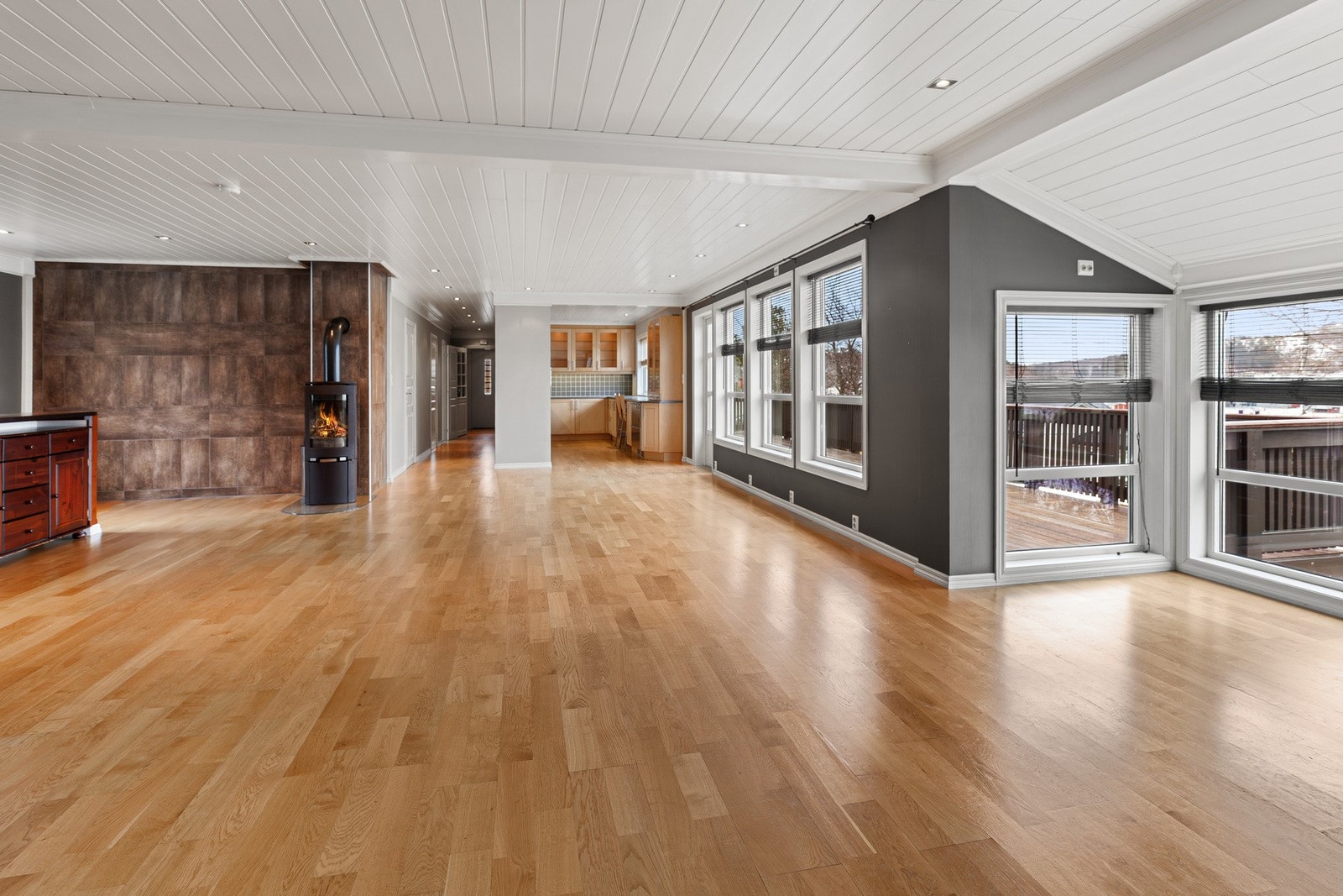 1. etg.: Stue Galleribilde