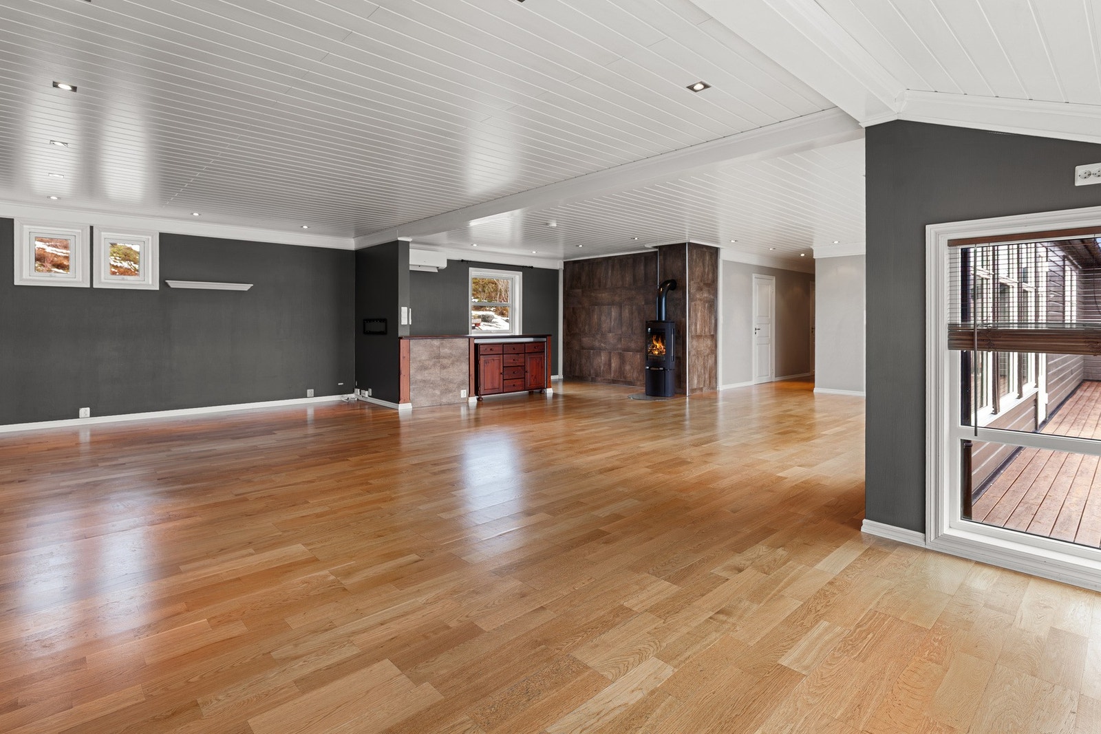 1. etg.: Stue Galleribilde