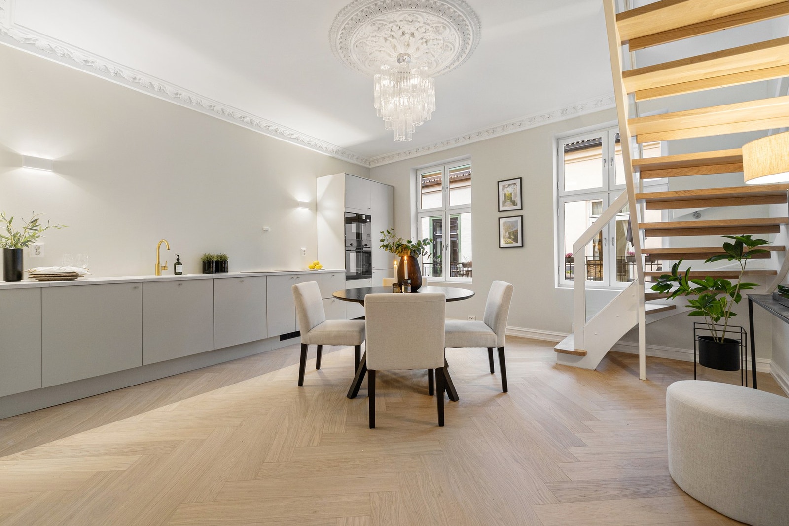 Rålekkert kjøkken fra den danske kvalitetsleverandøren HTH. Galleribilde