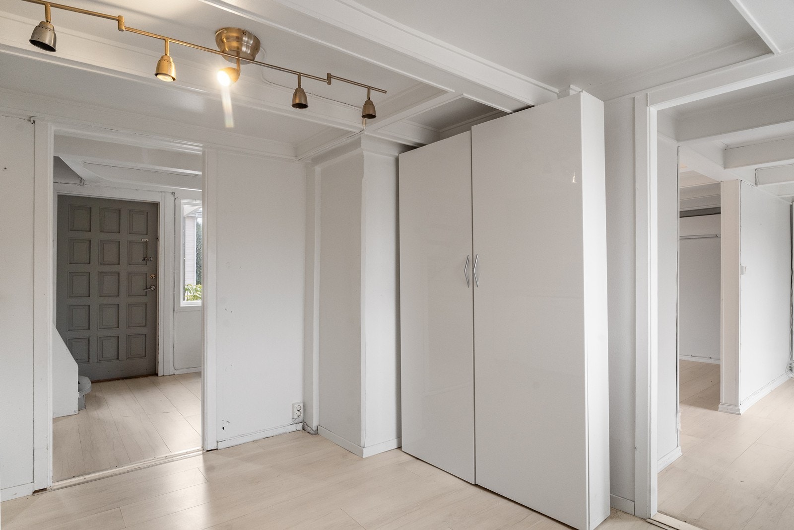 Det gjøres oppmerksom på at dette rommet ikke har måleverdig areal - se salgsoppgave for mer informasjon. Galleribilde