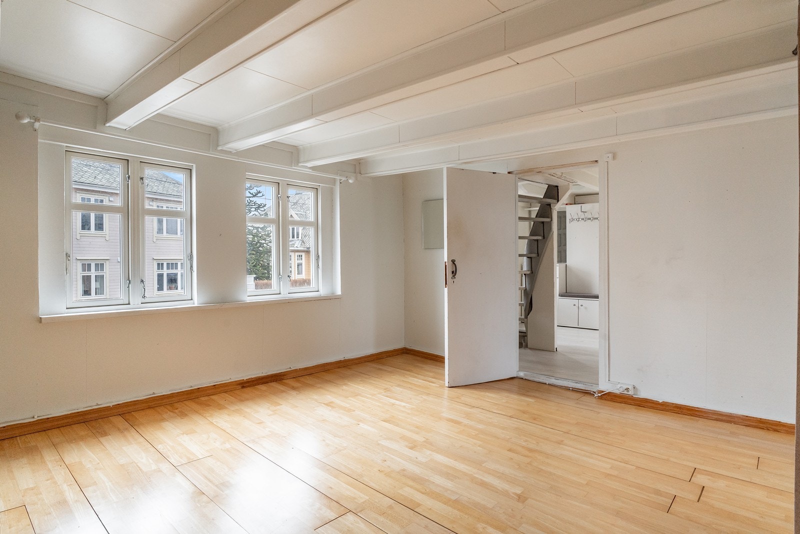 Eiendommen har et godt potensial for den som ønsker et oppussingsprosjekt. Galleribilde