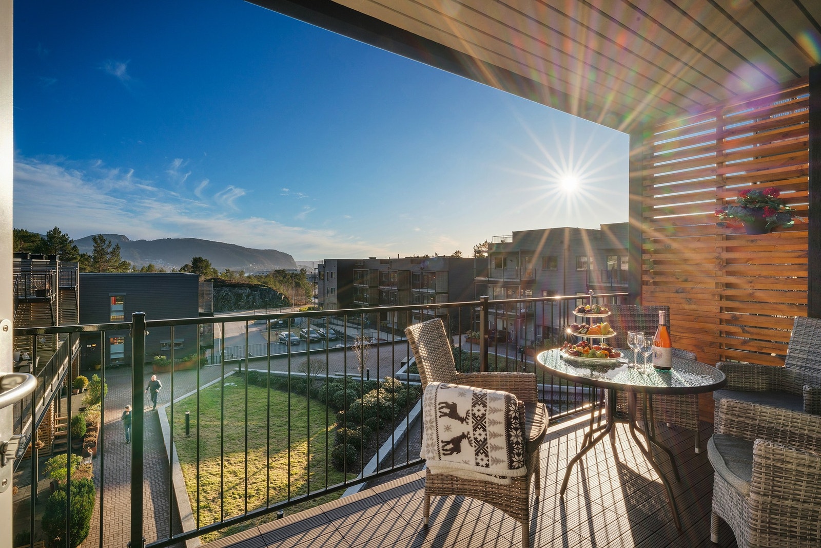 Alle terrassene byr på meget gode sol- og utsiktsforhold Galleribilde