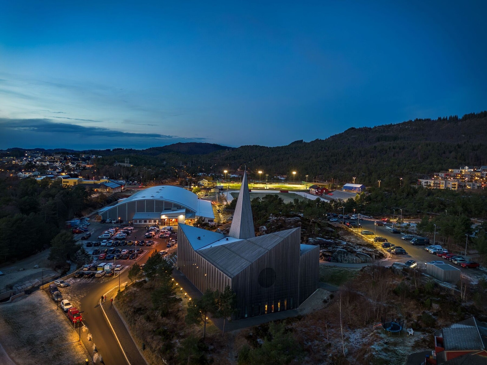 Videre har man barnehager og skoler like i nærheten Galleribilde