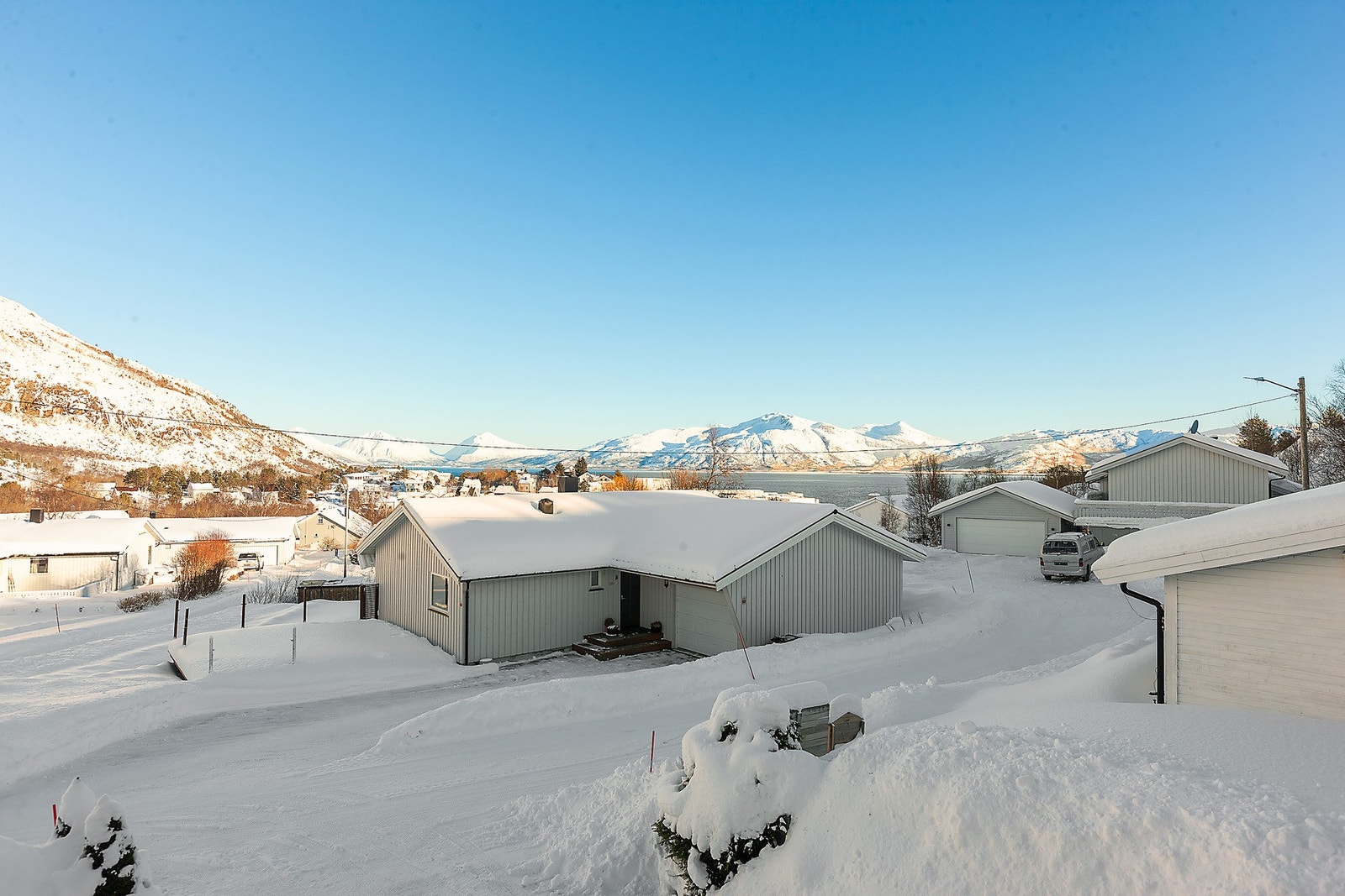 Utsikt fra eiendommen. Galleribilde