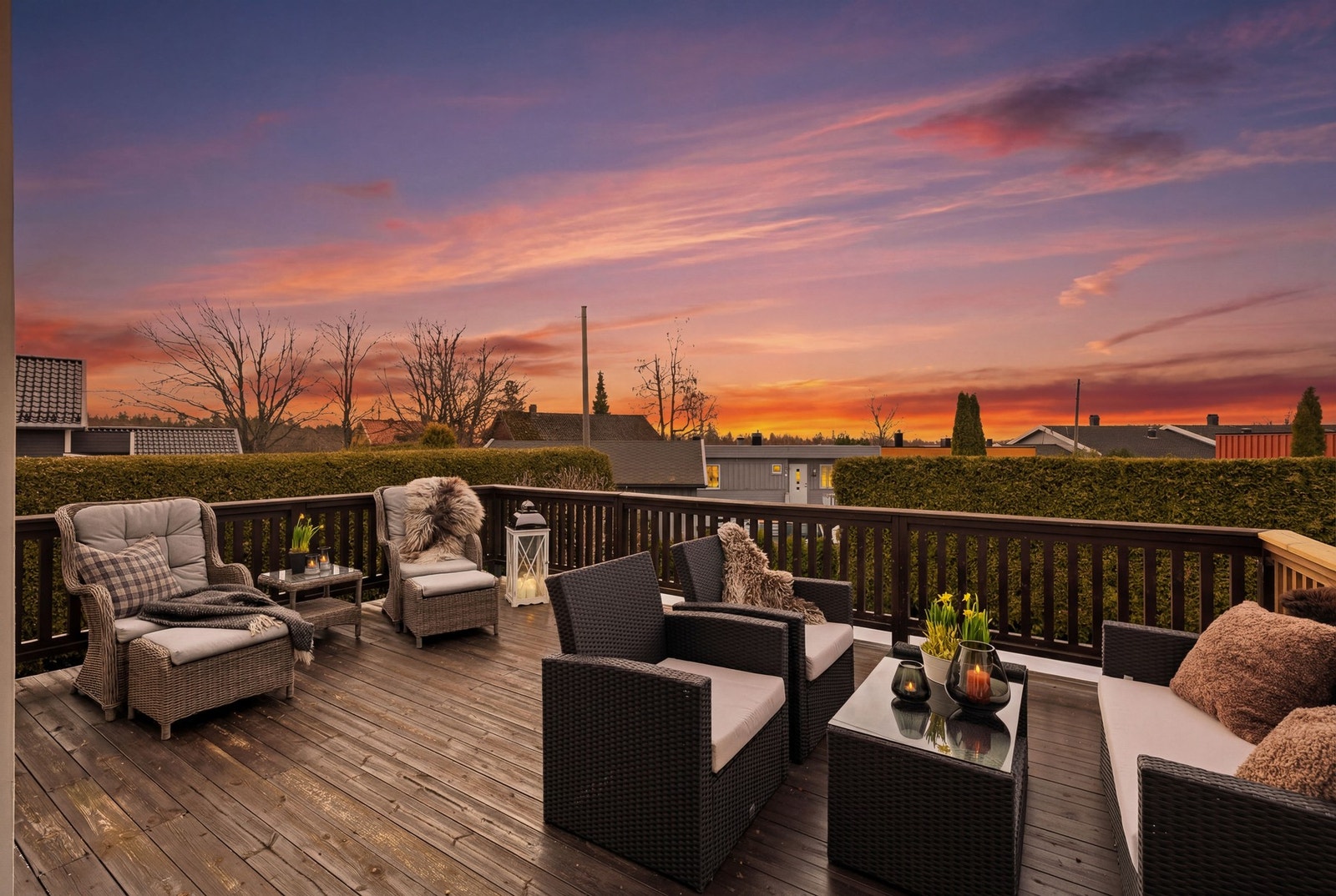 Terrassen har god plass til utemøbler etter ønske og behov. Galleribilde