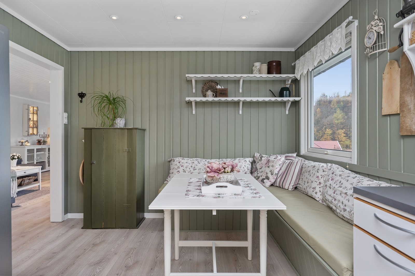 Her kan frokosten nytes med god utsikt Galleribilde