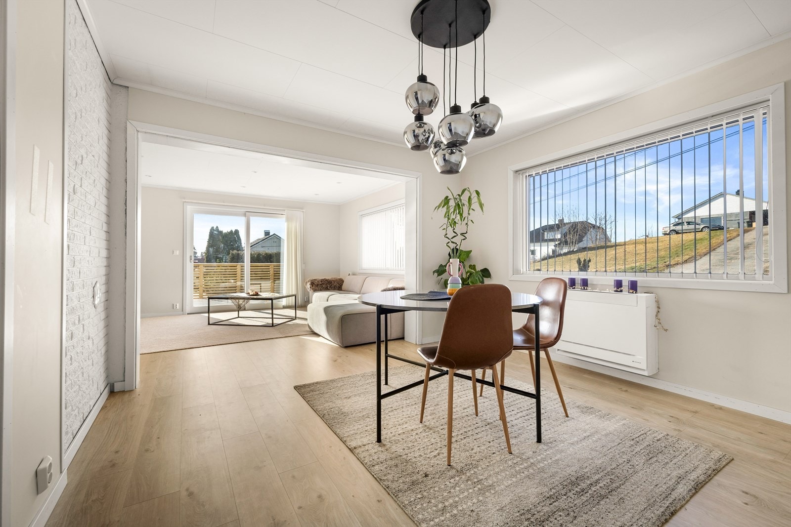 Luft-til-luft varmepumpe sørger for god oppvarming. Galleribilde