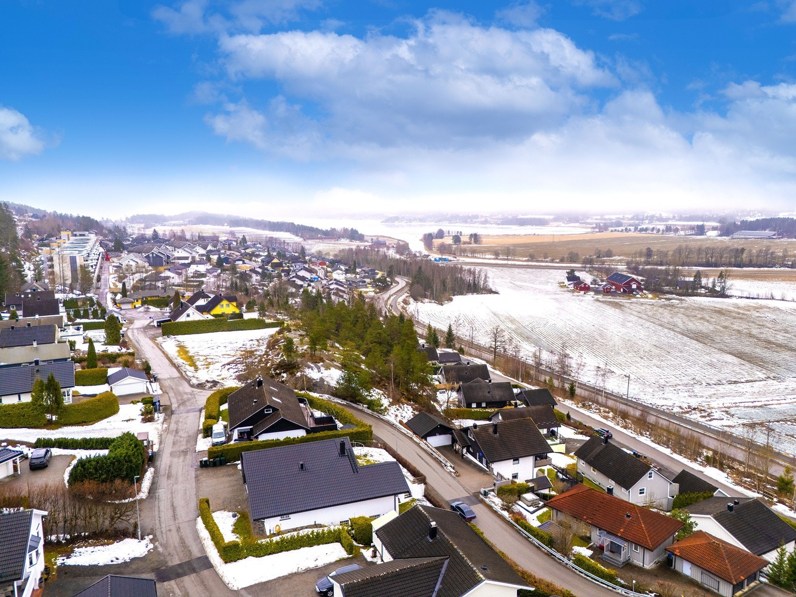 Nabolaget Skafjellåsen kjennetegnes av lite trafikk og lavt støynivå. Galleribilde
