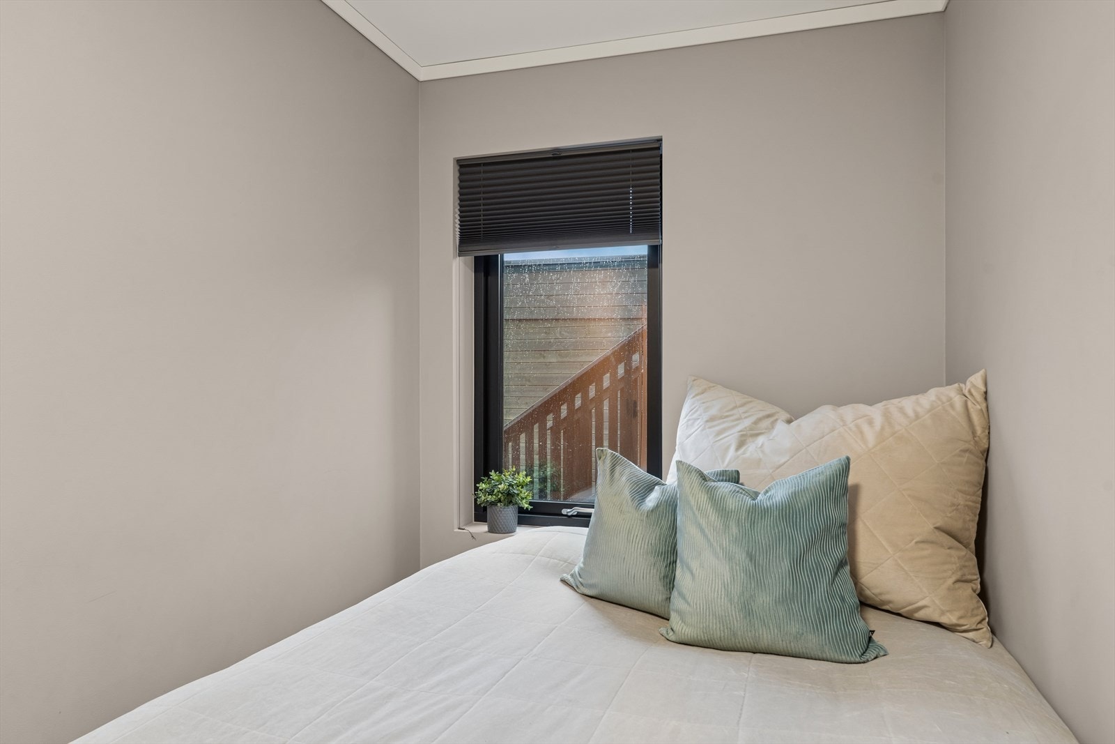 Soverom 1 har rolige farger og behagelig atmosfære. Galleribilde