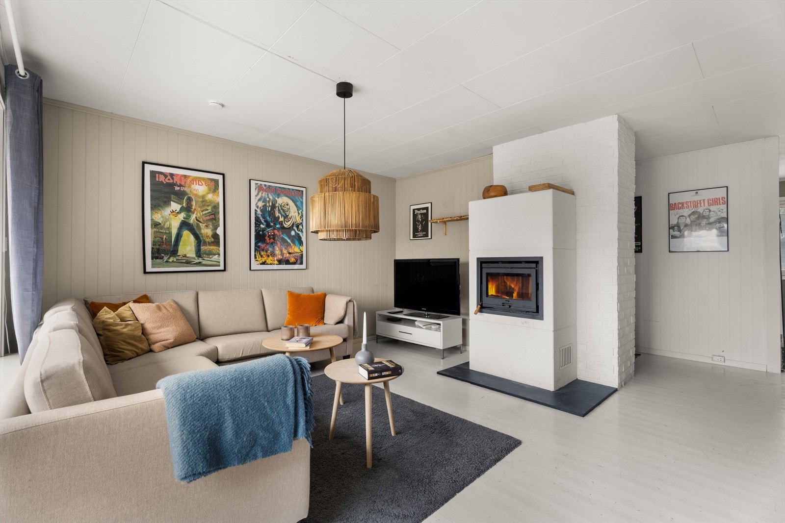 Vedovnen gir en effektiv og lun varme på kalde dager. Galleribilde