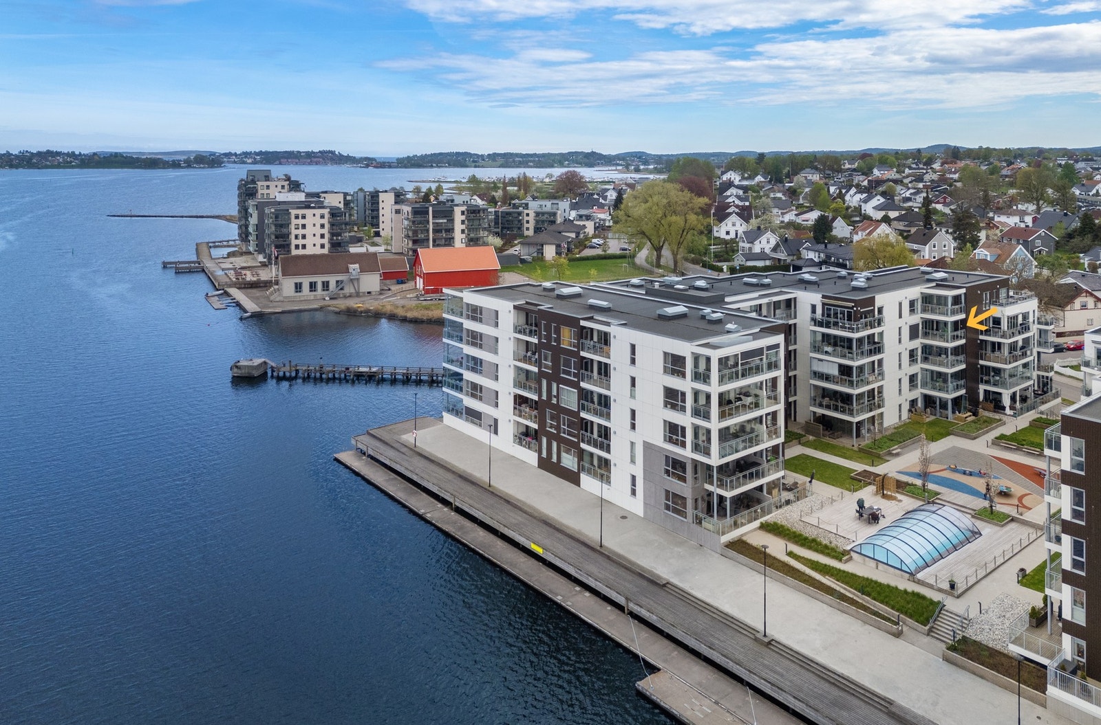 Velkommen til Kanalveien 4H og denne flotte leiligheten beliggende i 4. etasje! Galleribilde