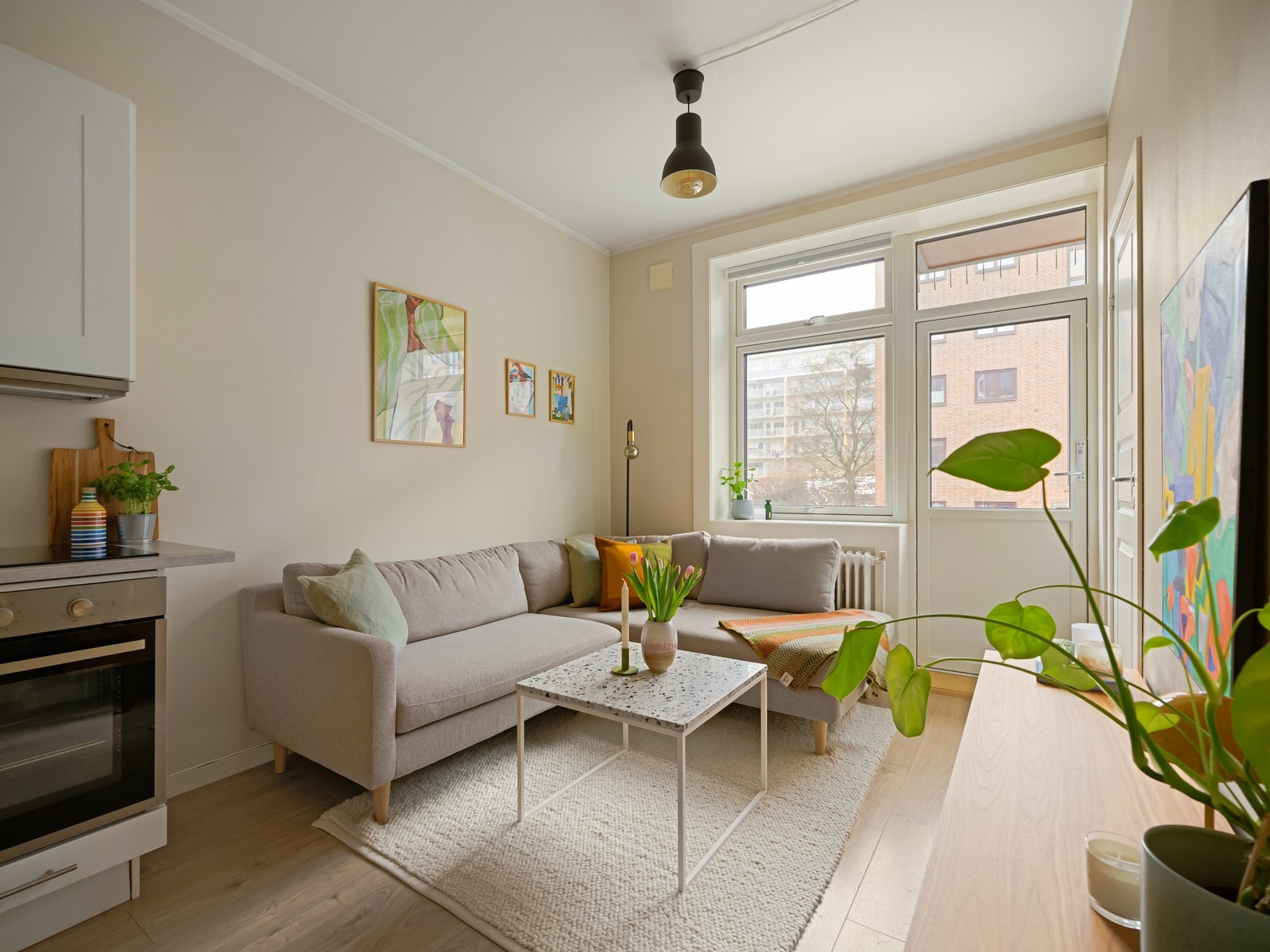 Velkommen til Mor Go'hjertas vei 23 og til denne koselige leiligheten! Foto: Alexander Granlie Galleribilde