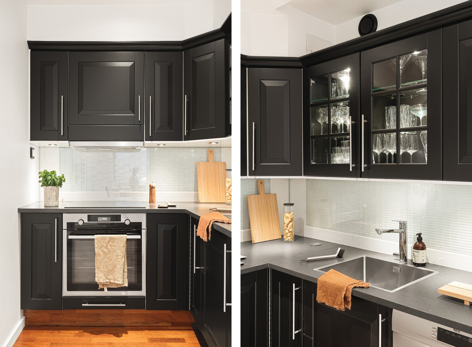 Integrerte hvitevarer består av stekeovn, platetopp, oppvaskmaskin, ventilator og kjøleskap med frysedel. Galleribilde