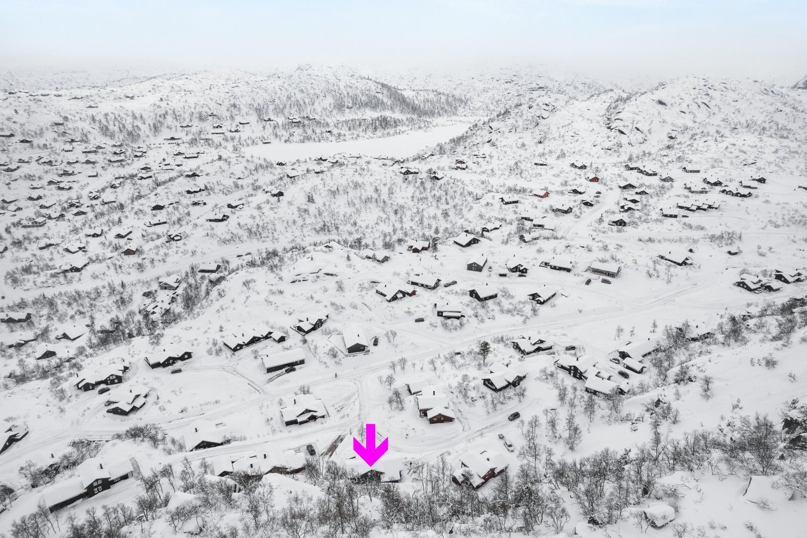 Ljosland er et idyllisk og flott sted sommer som vinter med mange muligheter for naturopplevelser eller bare ren avslapping og avkobling på hytta. Galleribilde