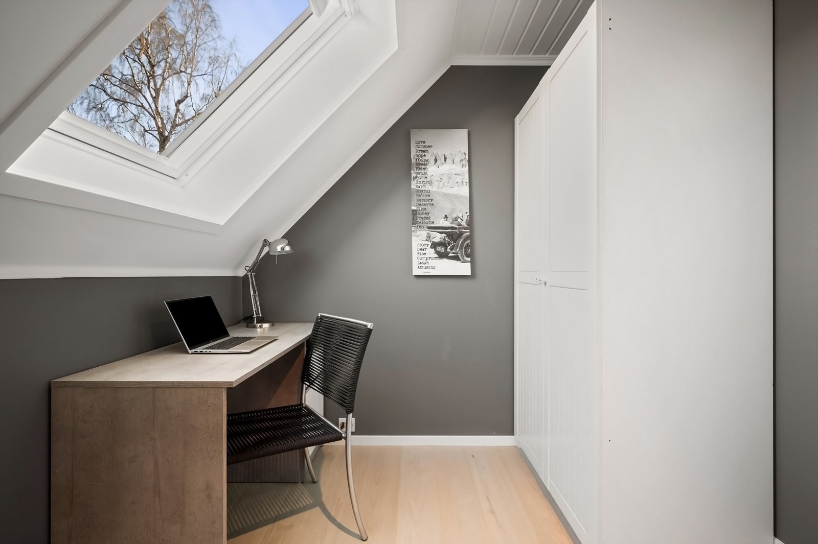 Soverom 3 med plass for hjemmekontor. Galleribilde