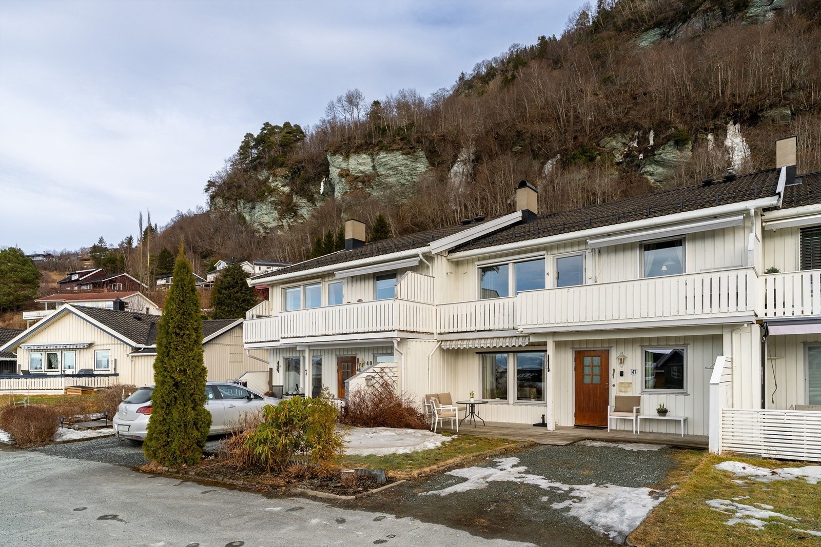 Aktiv Eiendomsmegling v/Marius Kvalvik har gleden av å presentere Sandstuvegen 47 i Brekka. Foto: Grattis Foto v/ Vidar Alvik. Galleribilde