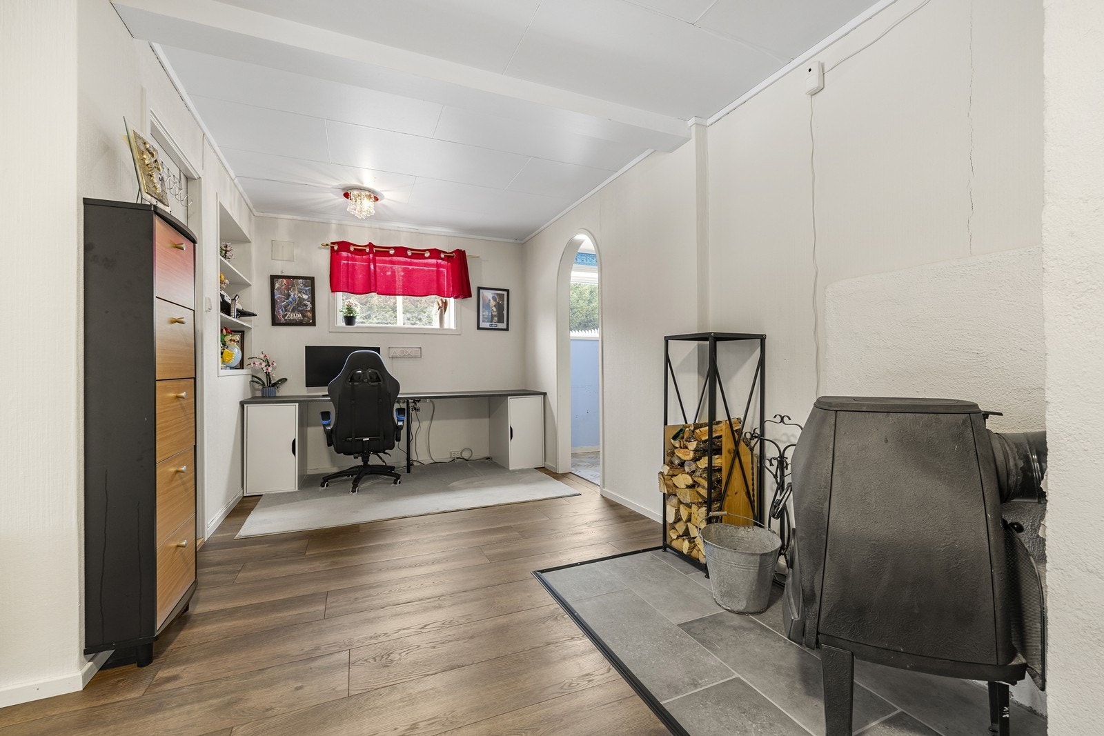 En peisovn gir ekstra varme og en hyggelig atmosfære på kalde dager. Galleribilde