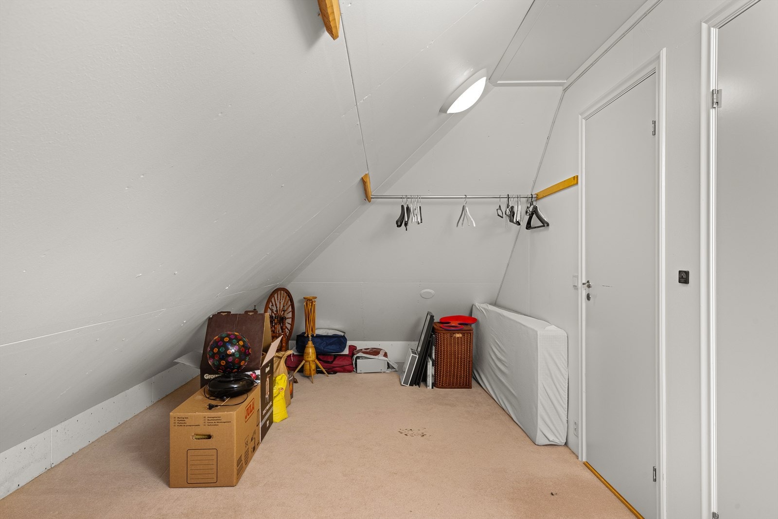 Kott med inngang fra både soverom 2 og 3 Galleribilde