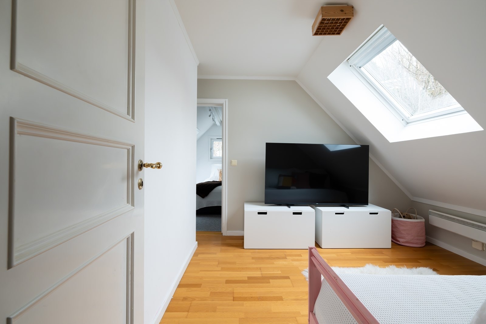 Soverom 4 er i dag benyttet som tv-stue Galleribilde