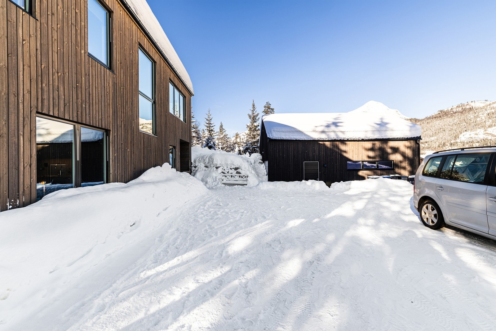 God plass til utvendig parkering. Galleribilde