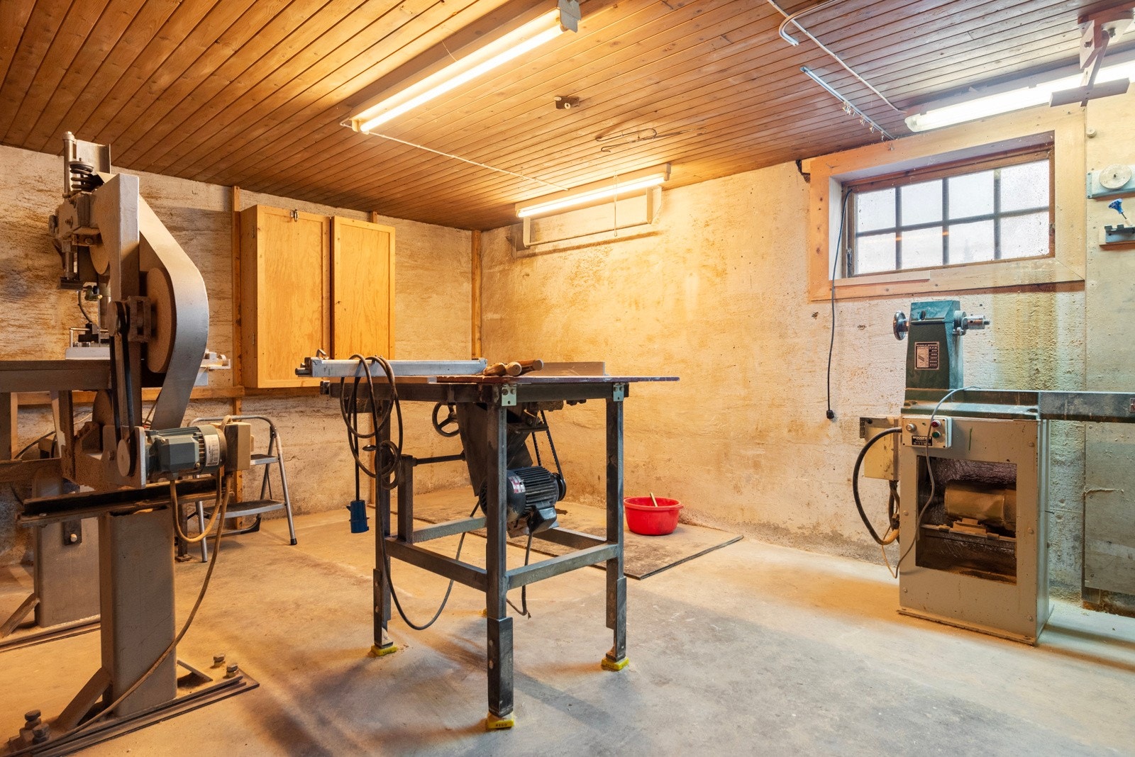 Bod i kjeller. Galleribilde