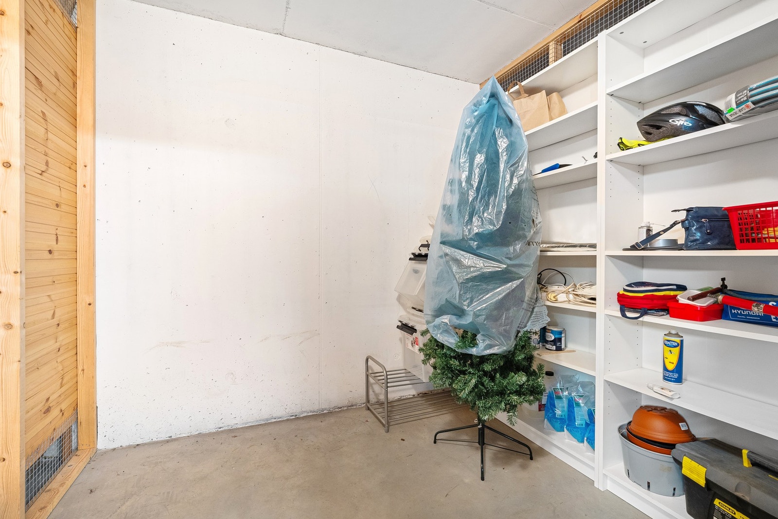 - Praktisk bod for lagring/oppbevaring | Boden måler 5kvm - Galleribilde