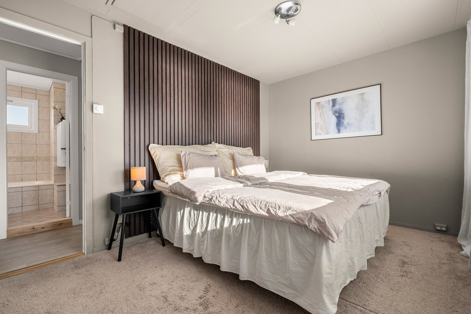 Hovedetasjen består av 2 soverom. Galleribilde