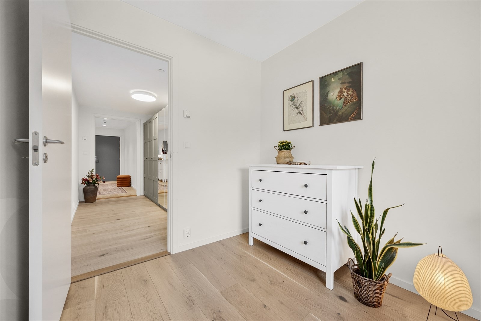 Rommet har en god størrelse og kan enkelt møbleres etter behov. Galleribilde