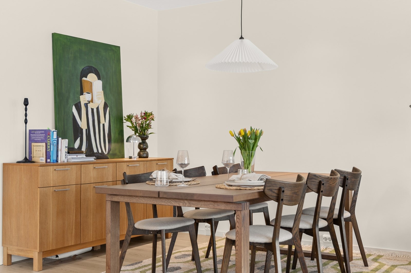 Her er det god plass for sosiale sammenkomster med familie og venner. Galleribilde