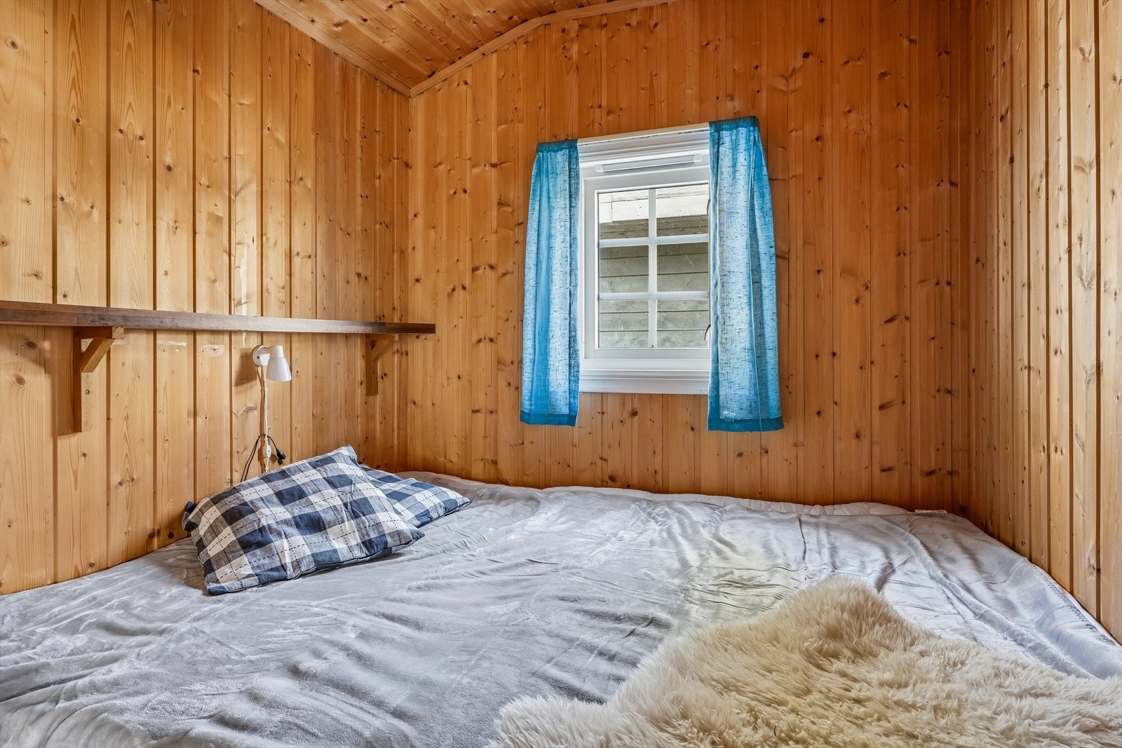 Hytta har to gode soverom Galleribilde