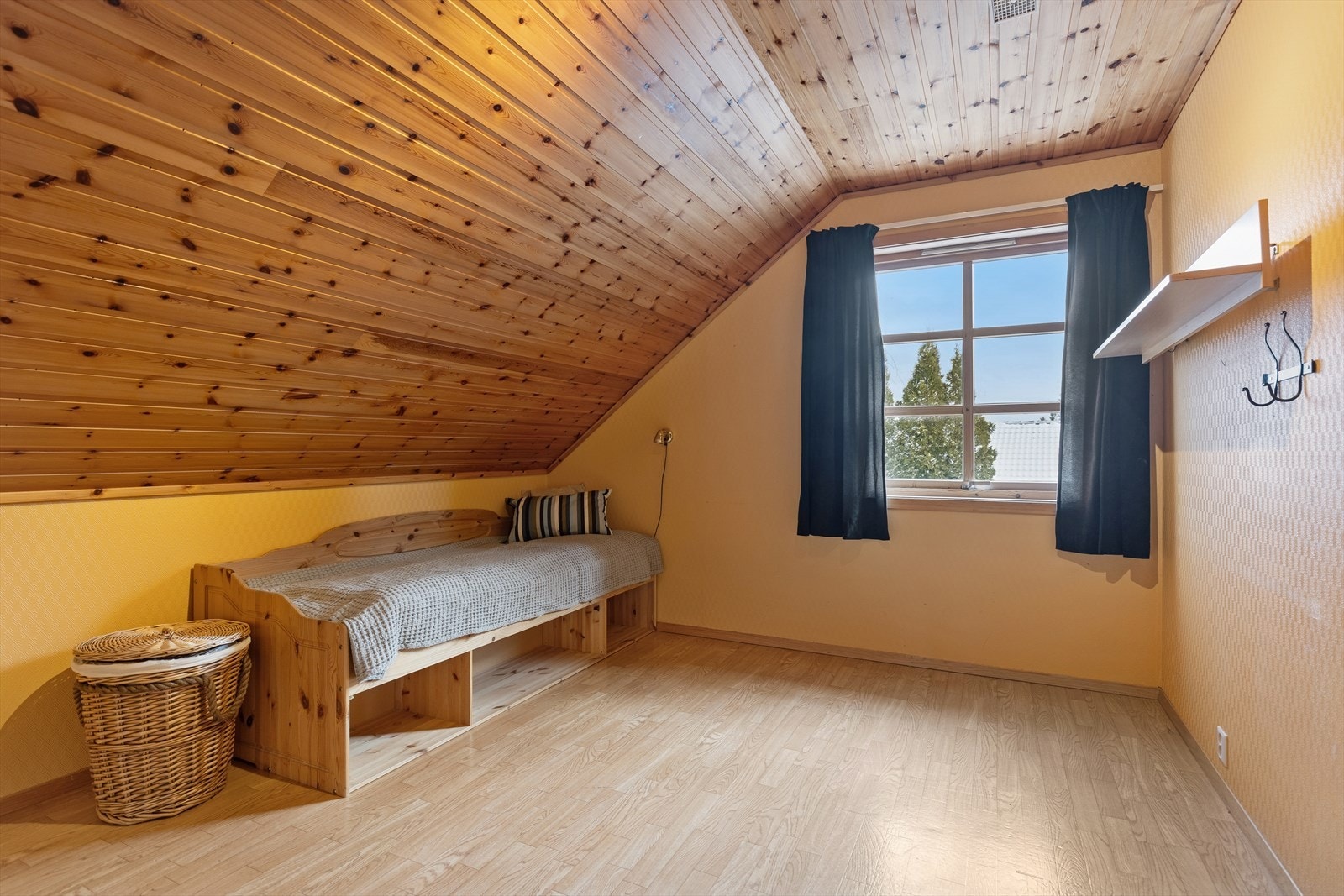 Soverom. Galleribilde