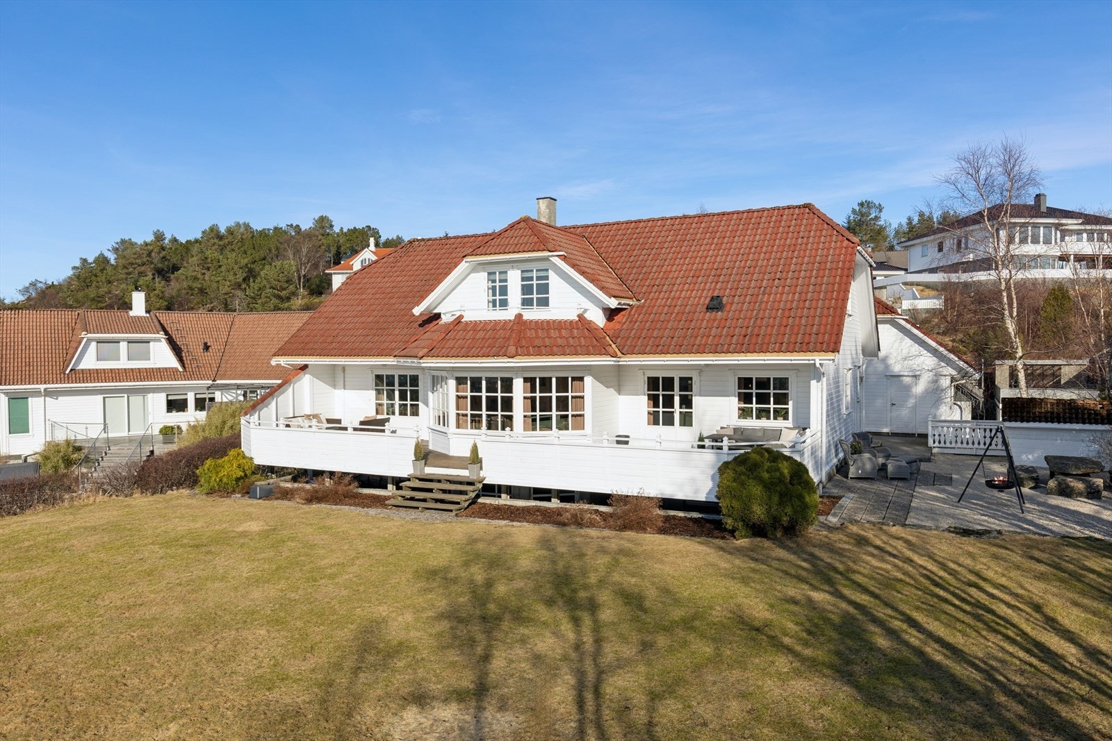 Geir Audun Vikse v/DNB eiendom har gleden av å presentere Sluppvegen 8! Galleribilde