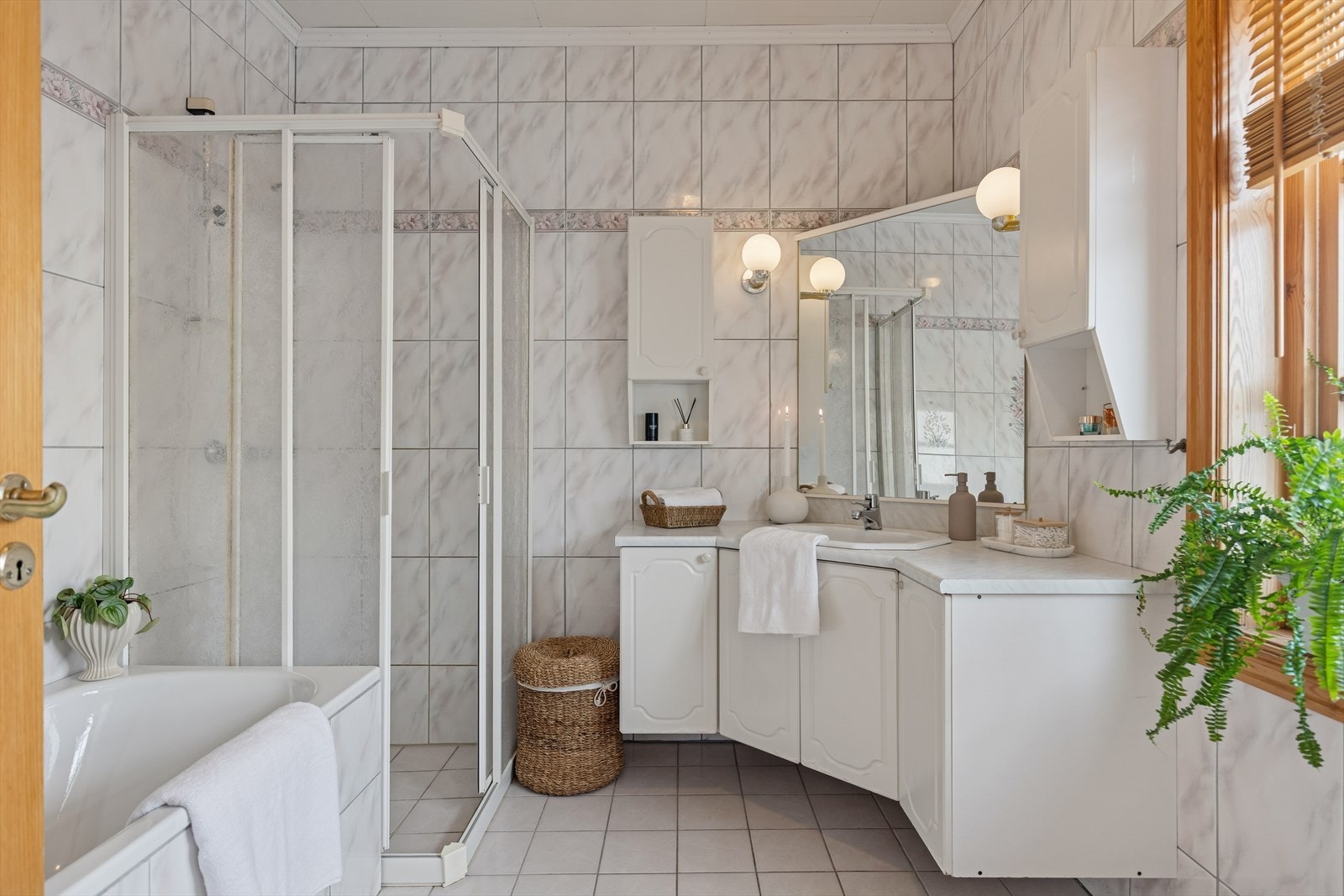 Baderom. Galleribilde