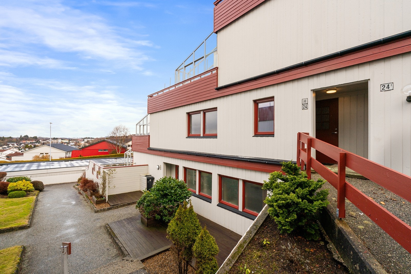 Fine uteområder like utenfor leiligheten. Galleribilde