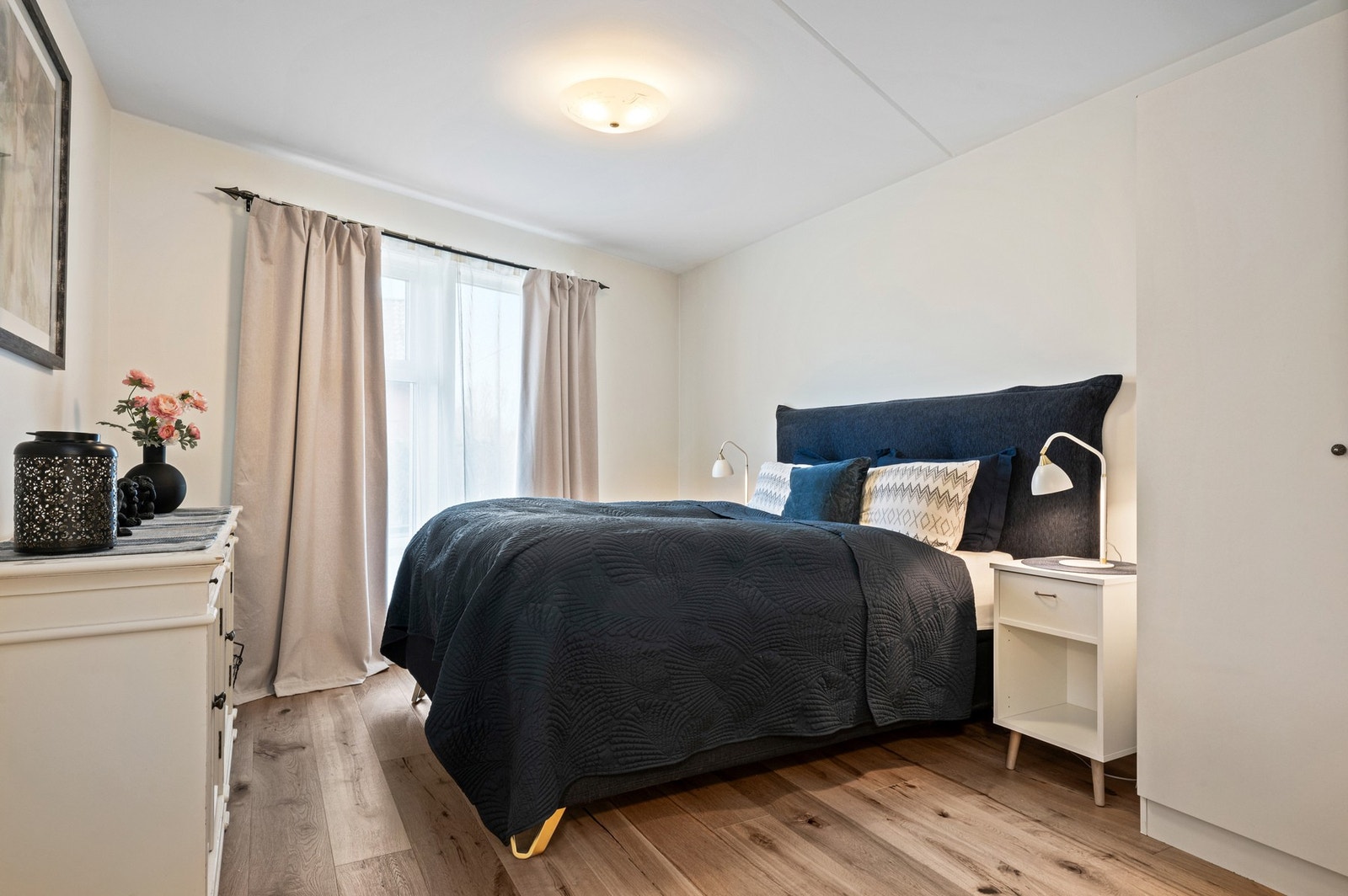 Boligen har tre soverom med fleksible bruksmuligheter. Galleribilde