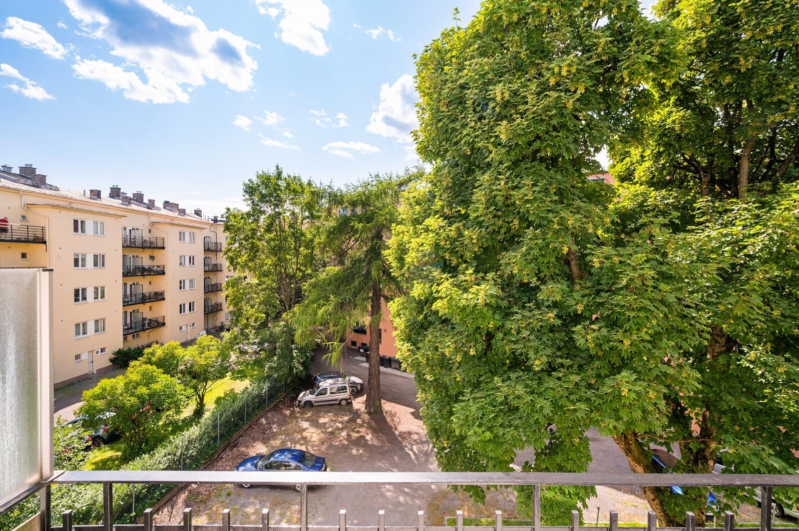 Utsikt fra balkongen. Galleribilde