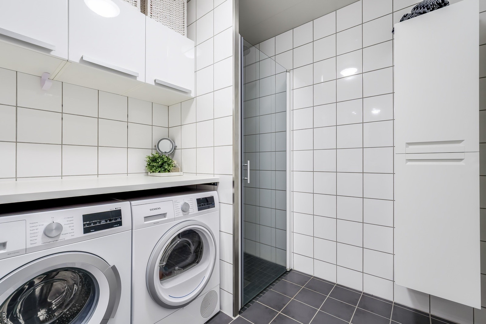 Godt med skapinnreding for oppbevaring Galleribilde