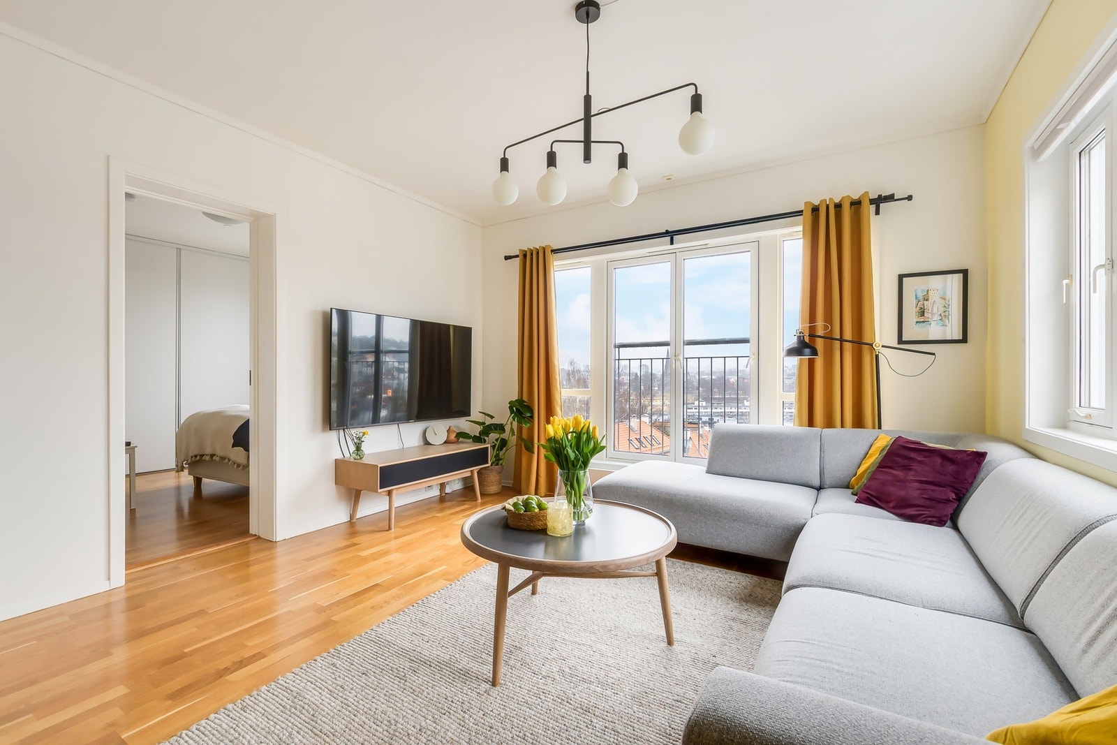 Bygget er fra 2007 og det medfølger garasjeplass Galleribilde