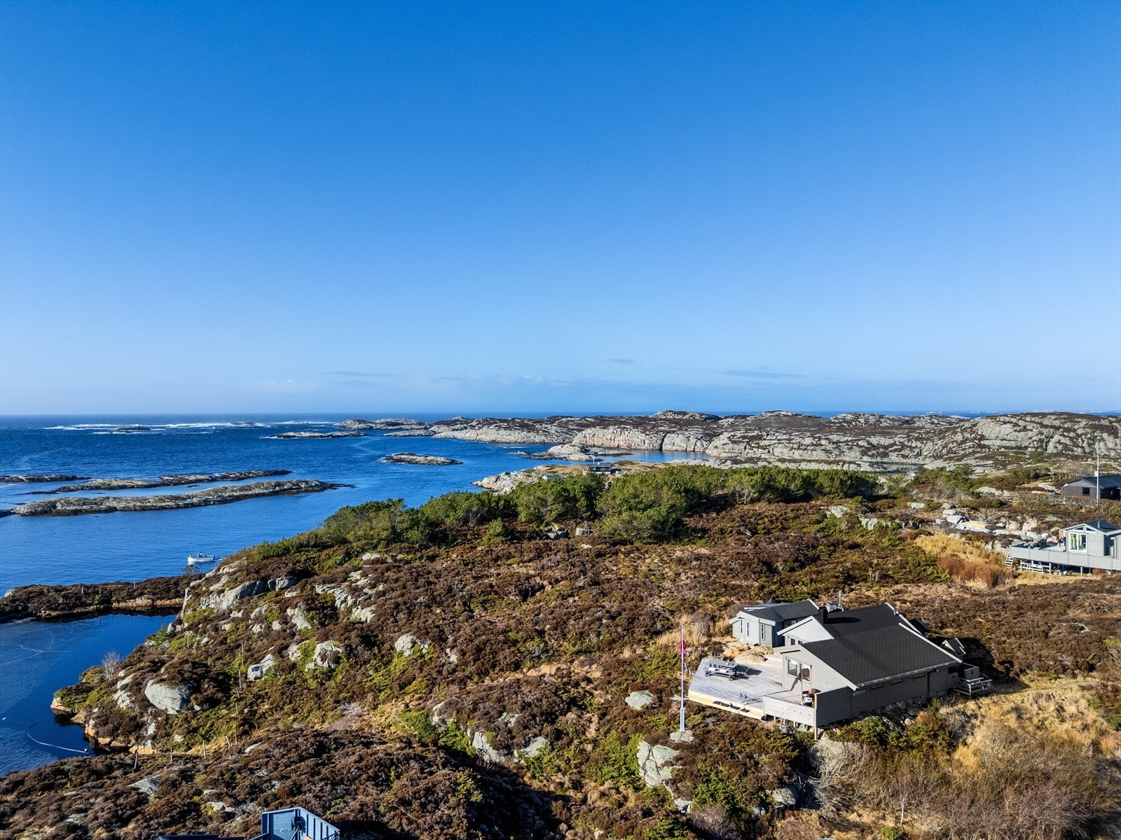 Velkommen til Solbergvegen 227! - Presentert av Vilde Thunestvedt v/ EiendomsMegler 1. - Foto: Christian Fagerland. Galleribilde