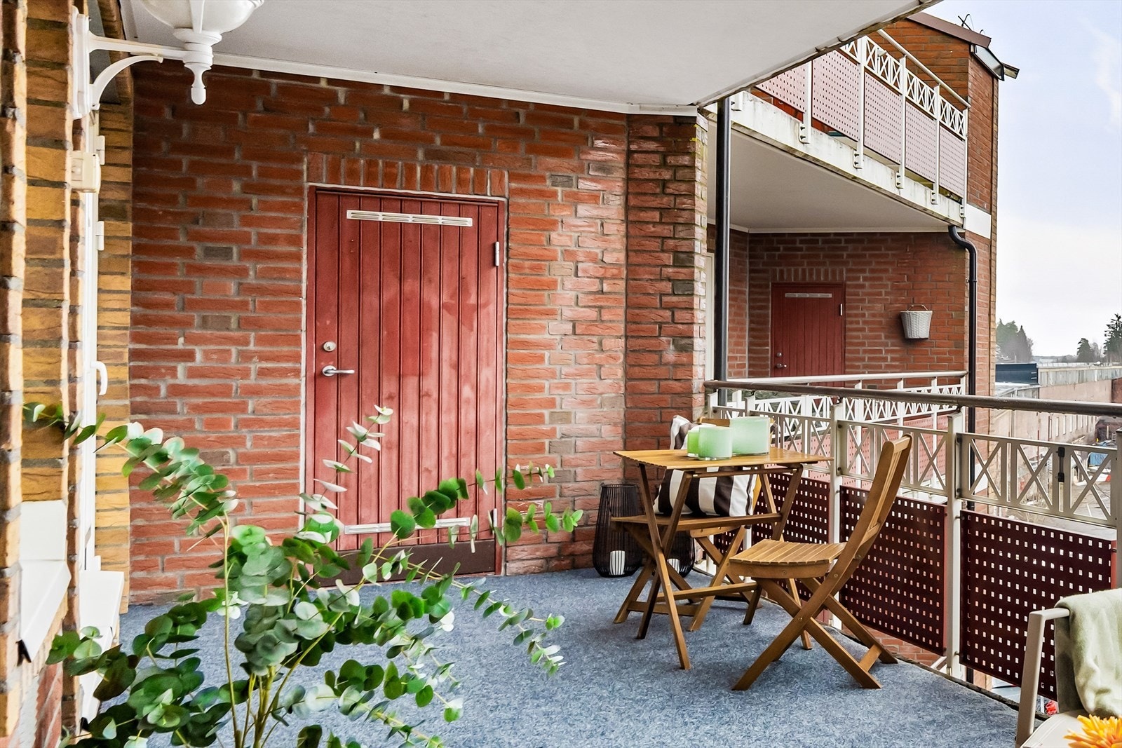 Det er tilgang til en smart utvendig bod fra balkongen. Galleribilde